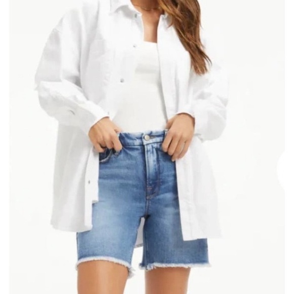 Brand new Good American Oversized Shacket in 00/0, White - Picture 2 of 6